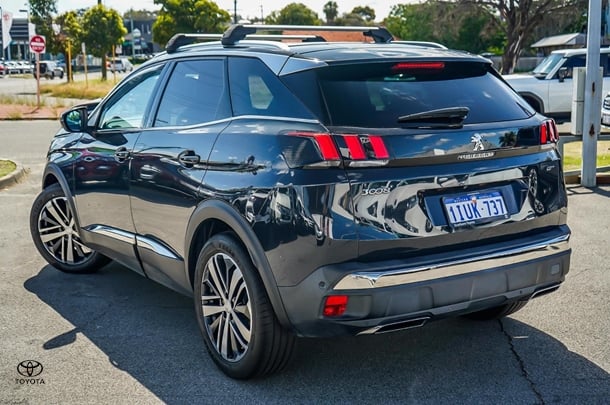 2018 Peugeot 3008 GT in Grey