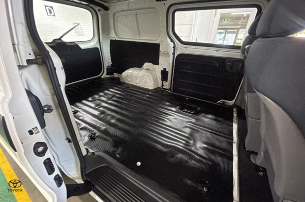 2009 Hyundai iLoad Base in White