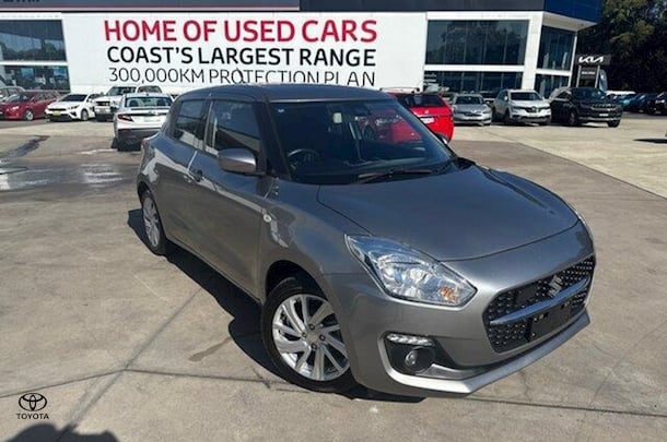 2023 Suzuki Swift GL in Silver