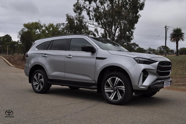 Image of 2025 Isuzu MU-X LS-T