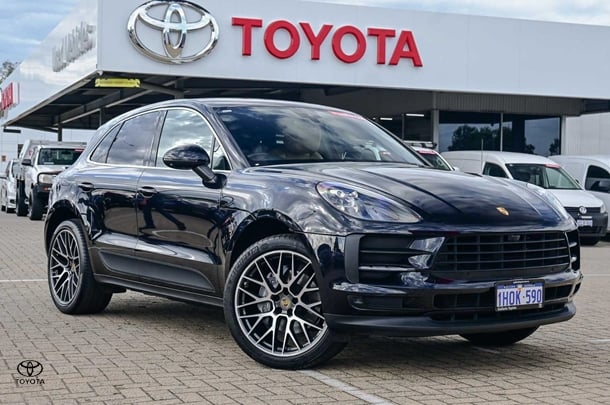 2019 PORSCHE MACAN Base in Other