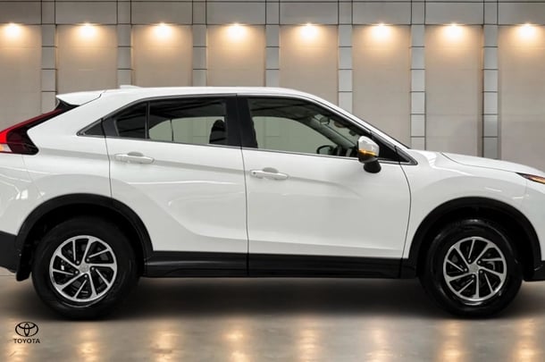 Image of 2024 Mitsubishi Eclipse Cross ES