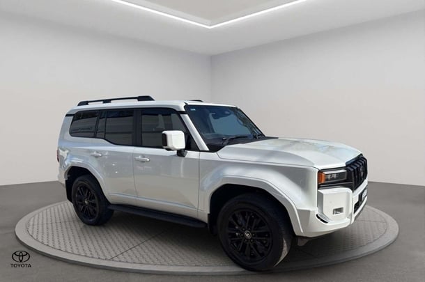 Image of 2024 Toyota Landcruiser Prado VX