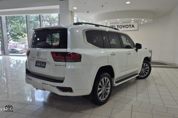 2024 Toyota Landcruiser Sahara ZX in White