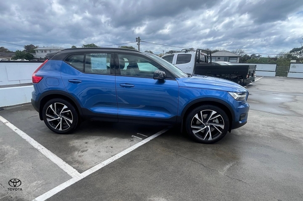 2021 Volvo XC40 Recharge Plug-In Hybrid in Other