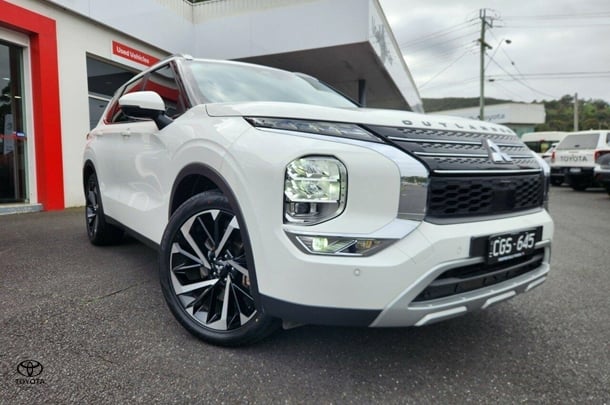 Image of 2023 Mitsubishi Outlander Aspire