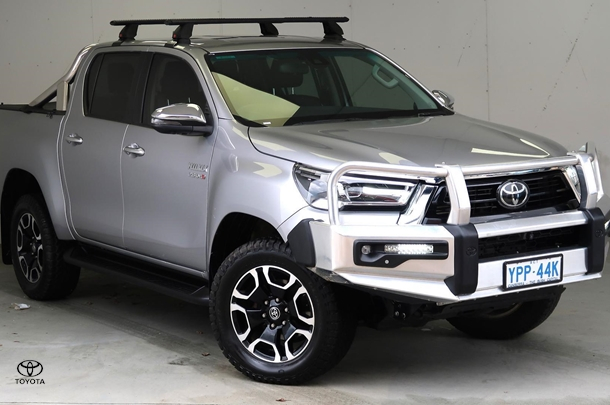 Image of 2022 Toyota Hilux SR5