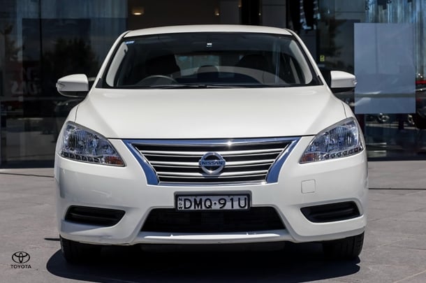 2016 Nissan Pulsar ST in White