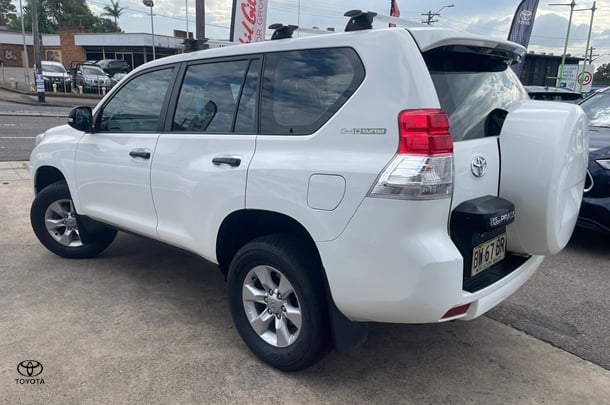 2013 Toyota Landcruiser Prado GX in White