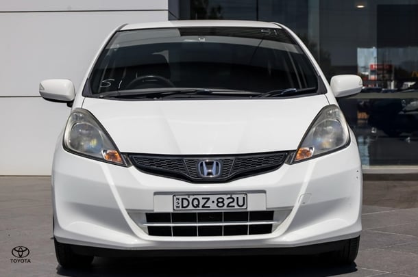 2013 Honda Jazz Vibe in White