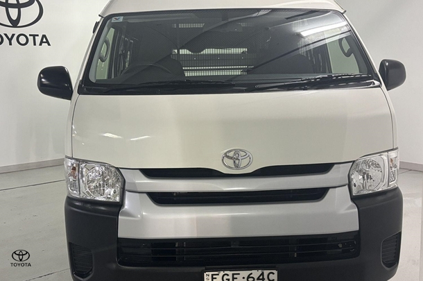 2016 Toyota Hiace SLWB in White