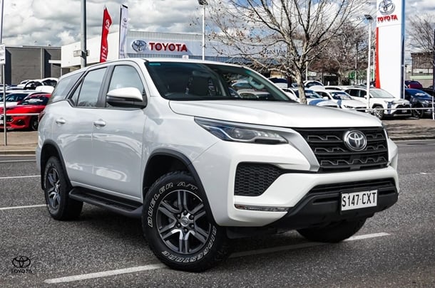 Image of 2023 Toyota Fortuner GX