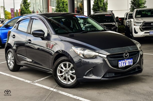 Image of 2017 Mazda 2 Maxx