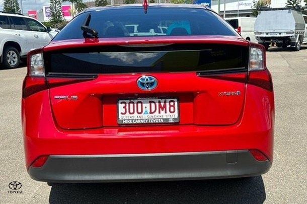 2021 Toyota Prius Base in Red