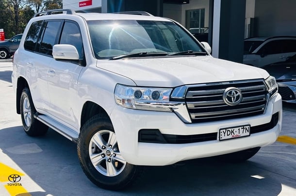 2015 Toyota Landcruiser GXL in White