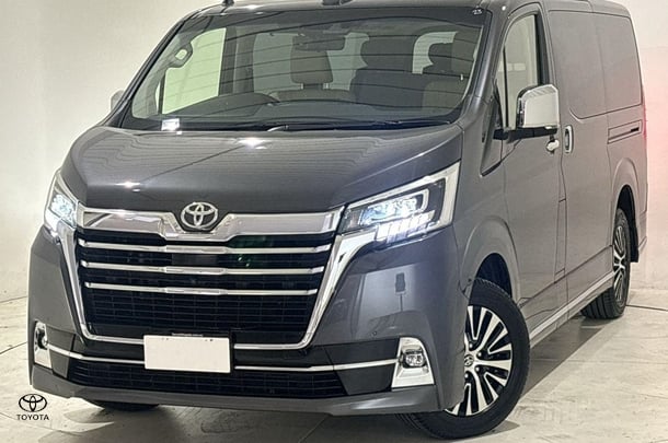 Image of 2022 Toyota Granvia VX