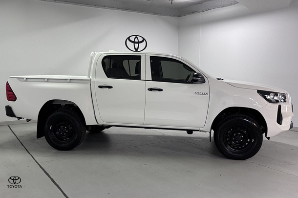 2025 Toyota Hilux Workmate in White