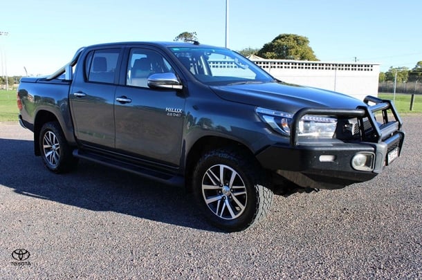 Image of 2018 Toyota Hilux SR5
