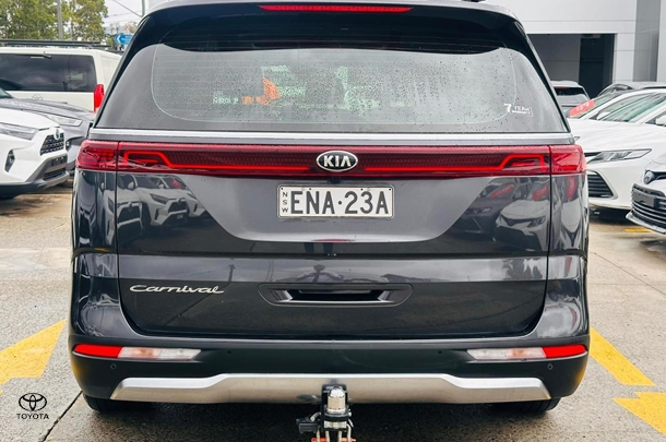 2021 Kia Carnival Platinum in Grey
