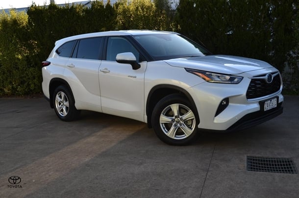 Image of 2024 Toyota Kluger GX