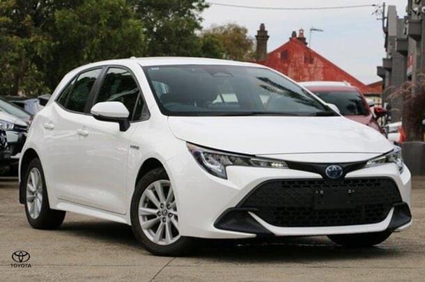2023 Toyota Corolla Ascent Sport in White