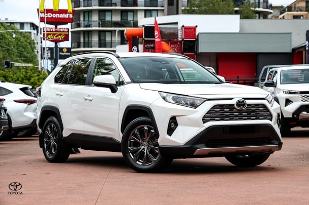 Image of 2024 Toyota RAV4 GXL