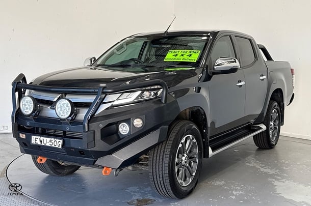 Image of 2022 Mitsubishi Triton GLS