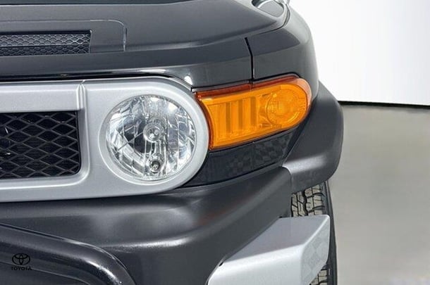 2016 Toyota FJ Cruiser FJ Cruiser in Two Tone Black