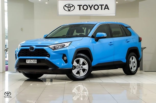 Image of 2019 Toyota RAV4 GX
