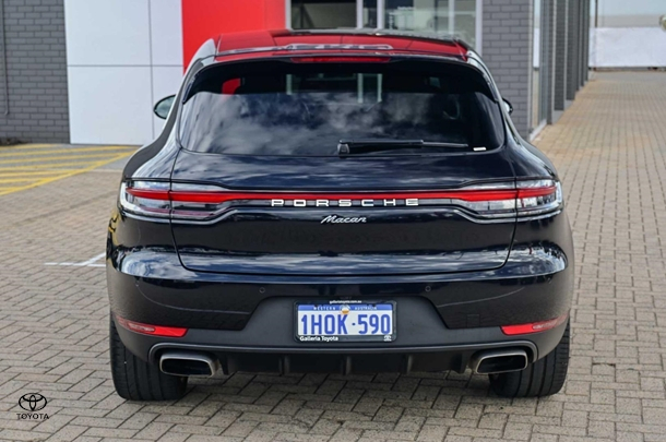 2019 PORSCHE MACAN Base in Other