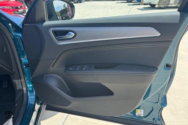 2024 Renault Arkana Techno in Other