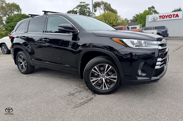 Image of 2019 Toyota Kluger GX