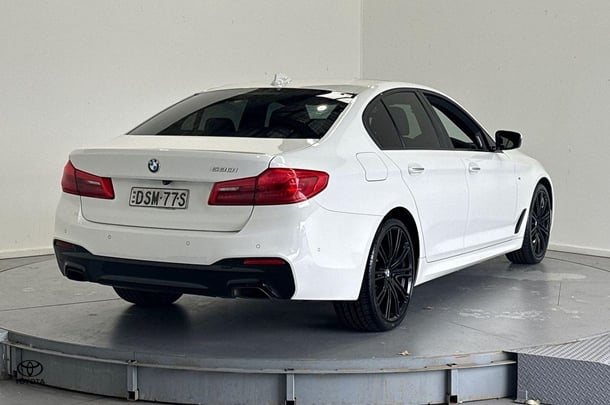 2017 BMW 5 Series 530i M Sport in Brown