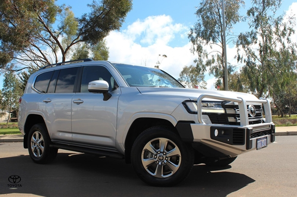 Image of 2023 Toyota Landcruiser VX
