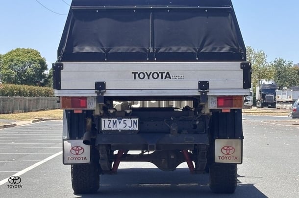 2010 Toyota Landcruiser Workmate in White