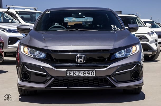 2020 Honda Civic VTi in Grey