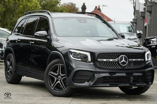 2021 Mercedes-Benz GLB-Class GLB250 in Black