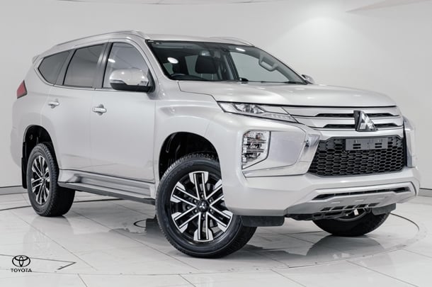 Image of 2023 Mitsubishi Pajero Sport GLS