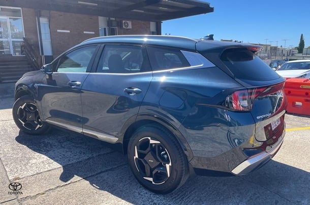 2025 Kia Sportage SX in Vesta Blue (Bb2)