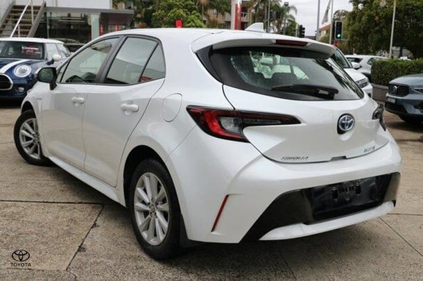 2023 Toyota Corolla Ascent Sport in White