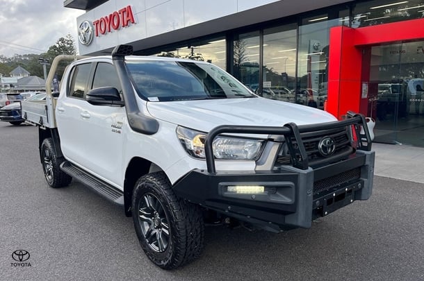 Image of 2022 Toyota Hilux SR