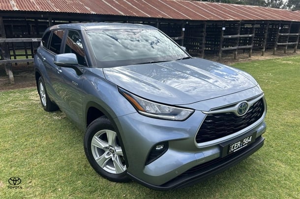 Image of 2023 Toyota Kluger GX