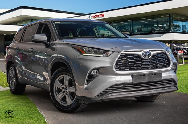 Image of 2021 Toyota Kluger GX