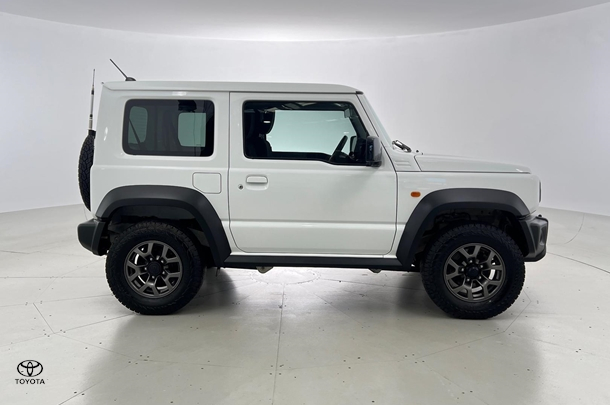 2021 Suzuki Jimny Base in White