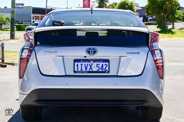 2016 Toyota Prius PRIUS Base in Silver