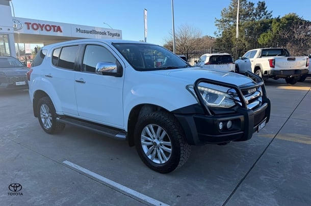 Image of 2018 Isuzu MU-X LS-U