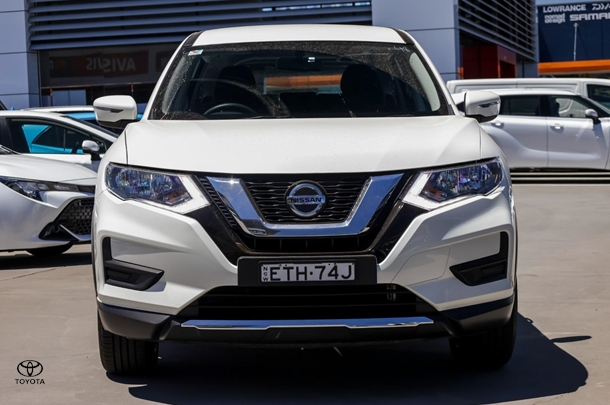 2022 Nissan X-TRAIL ST in White