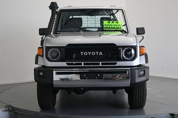 2025 Toyota Landcruiser GXL in Silver