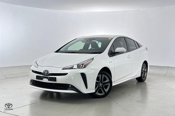 2021 Toyota Prius I-TECH in White