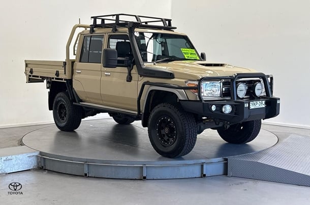 2020 Toyota Landcruiser GXL in Beige
